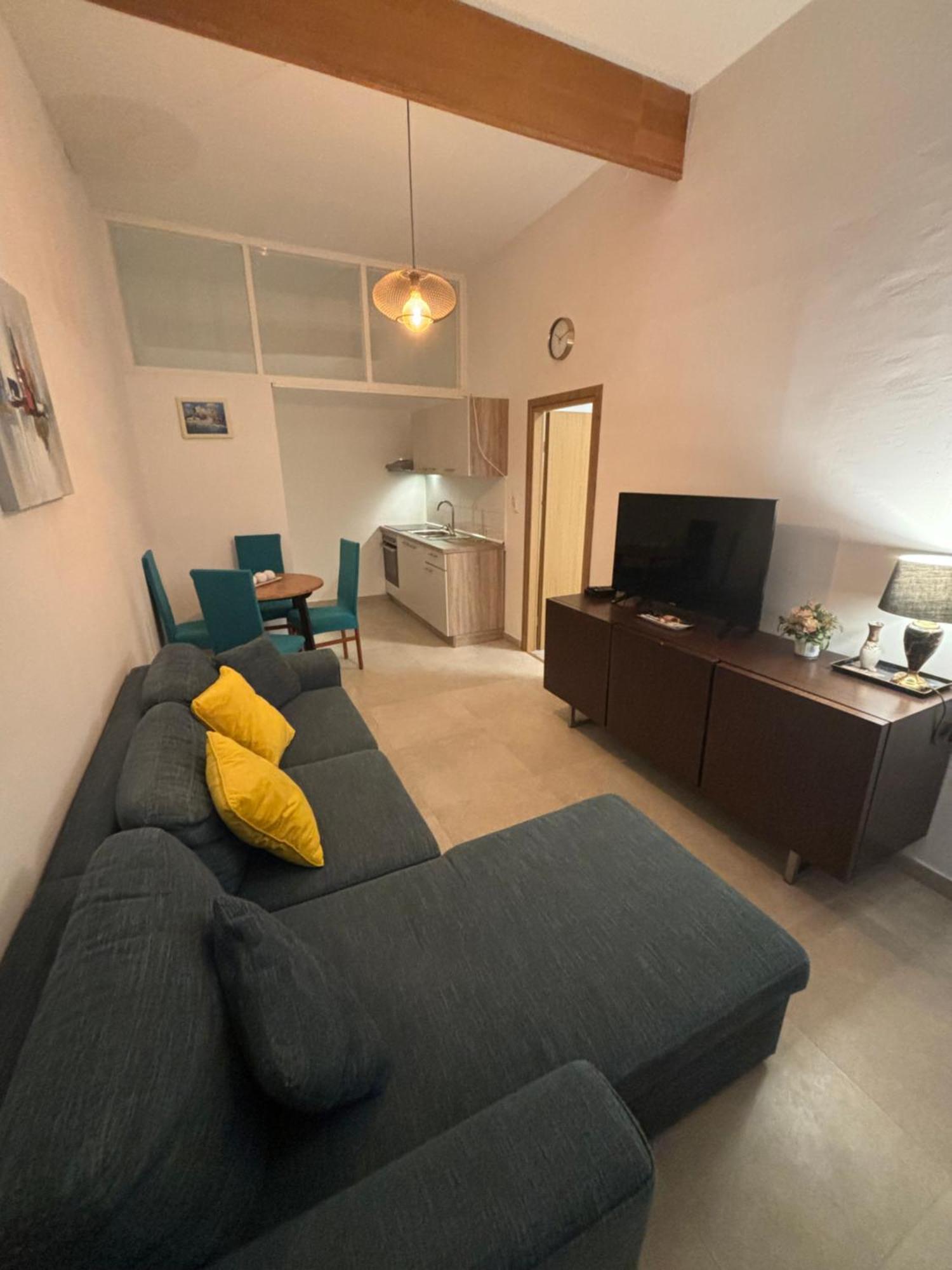 Apartment Kairos Trogir Kültér fotó